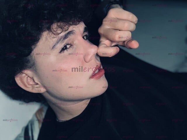 FOTOS DE NENE BLANCO POLLITO DE 18 AÑOS DISPUESTO A LO QUE SE DE ESCRIBE Y CUADRAMOS