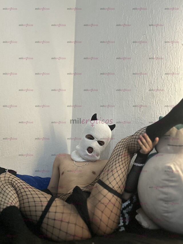 FOTOS DE AKI MORRITO VERSÁTIL DELGADITO PARA TUS PLACERES MASAJES , TRIOS VIP