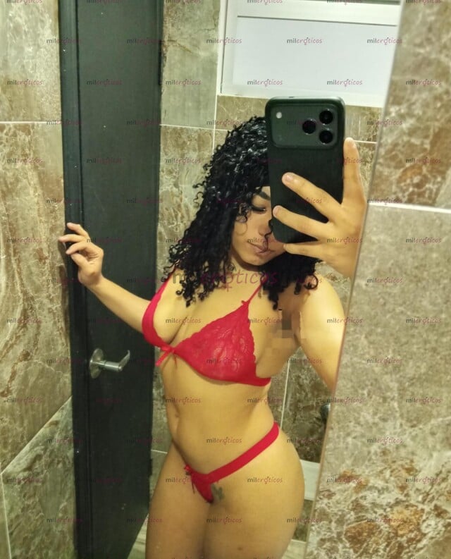 FOTOS DE HOLA SOY VALENTINA TU BISCOCHO MORENITA Y DELICIOSA JUGOSITA