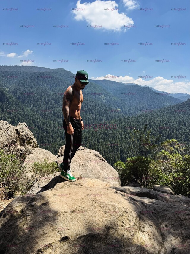 FOTOS DE MACHO BISEXUAL TATUADO VARONIL CALIENTE DISPONIBLE