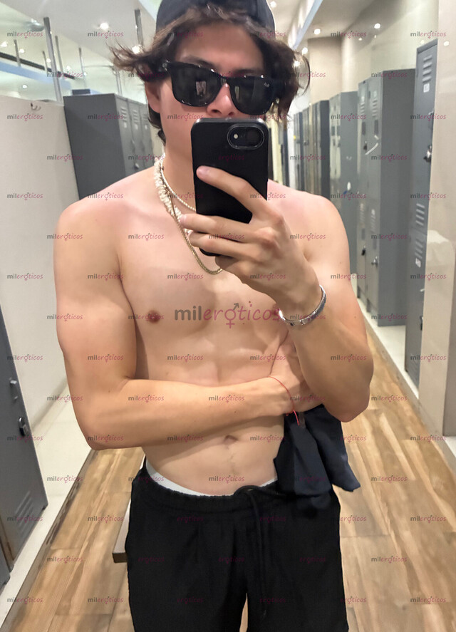 FOTOS DE EL MÁS MAMADO Y VERGON VIP LUXURY JOVEN ALTO GUAPO Y ATLÉTICO