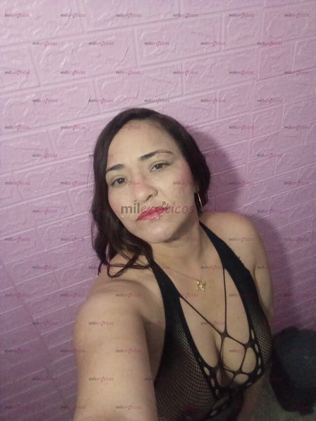 FOTOS DE MUJER CALIENTE DESEOSA DE UN RICO BIZCOCHO COMO TÚ VEN Y LA PASAREMOS DELICIOSO