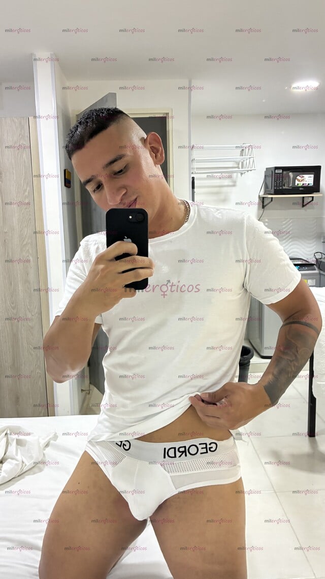 FOTOS DE MACHO SERIO DOMINANTE MODELO VIP PARA TI 19 CM FOTOS REALES