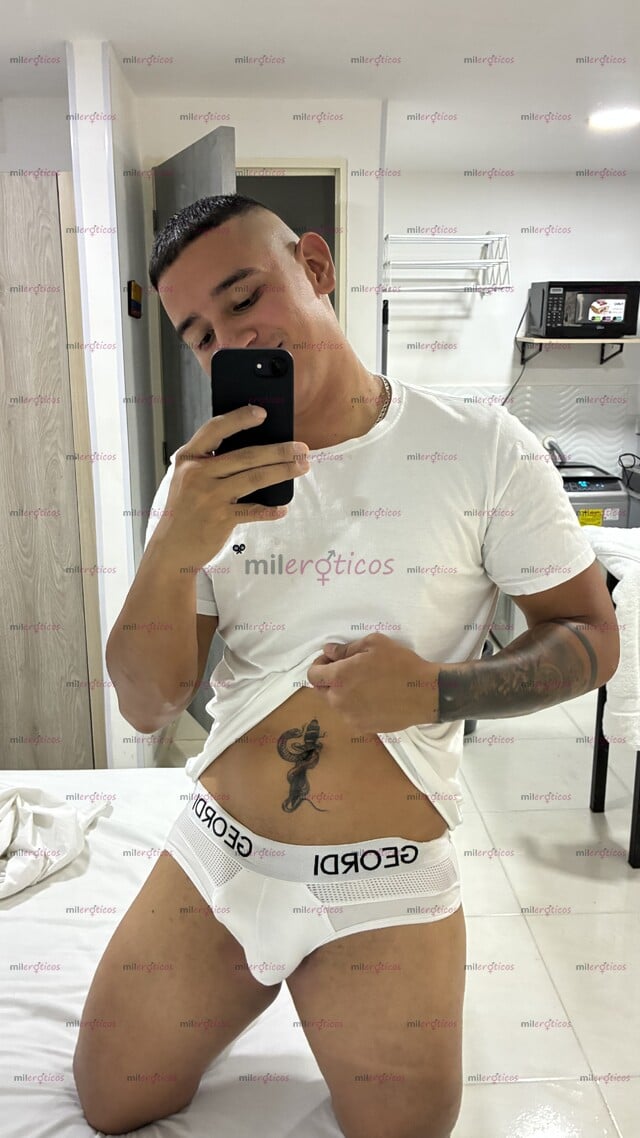 FOTOS DE MACHO SERIO DOMINANTE MODELO VIP PARA TI 19 CM FOTOS REALES