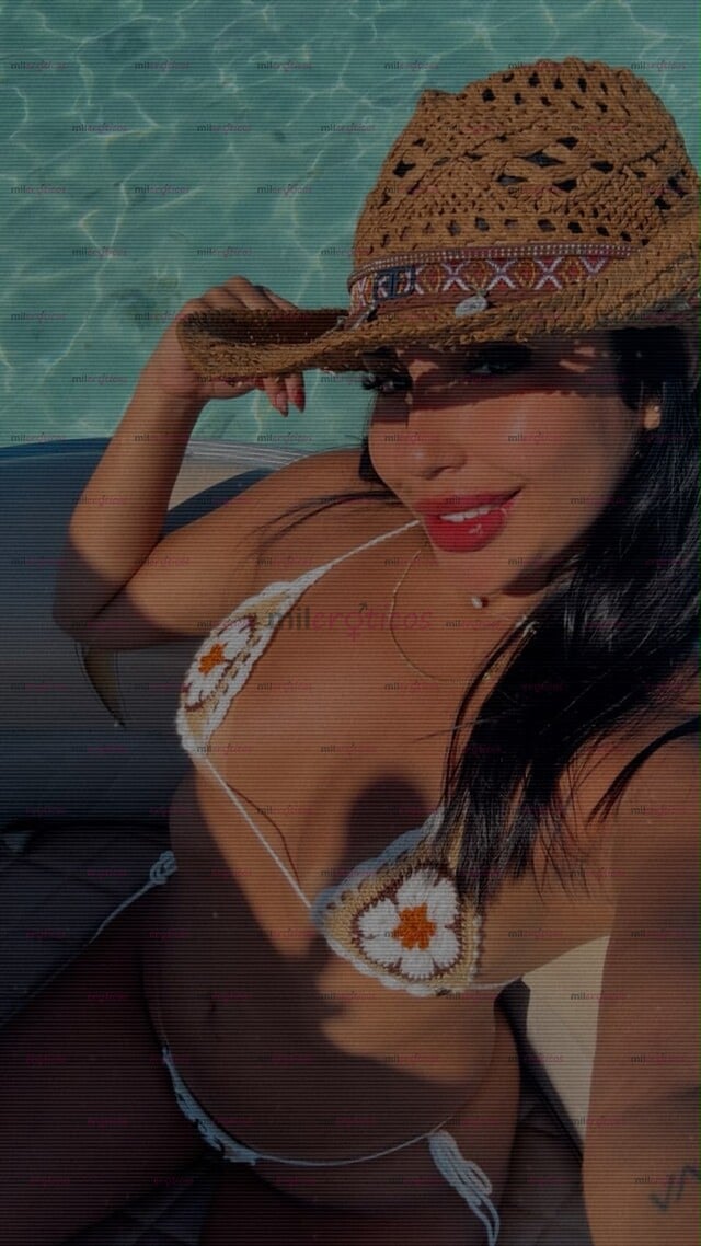FOTOS DE ANTONELLA HERMOSA UNIVERSITARIA CHICA FIT CUERPO NATURAL