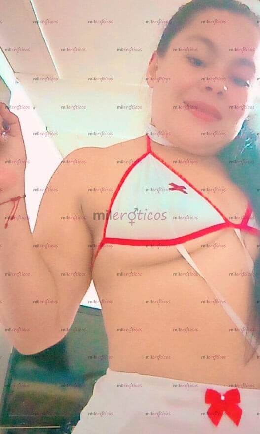 FOTOS DE PIERNONA MUJER ARDIENTE LISTA PARA COMPLACERTE Y PASAR UN RATO INCREÍBLE