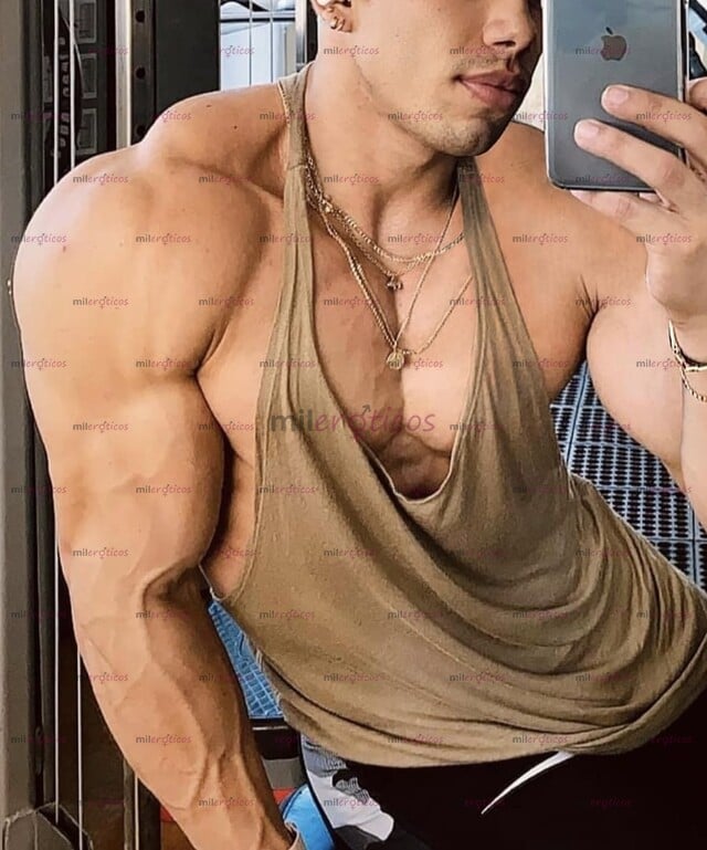 FOTOS DE MACHO MASAJISTA XXL DE CUERPO ATLÉTICO CON LUGAR