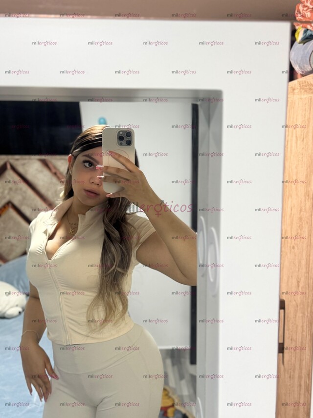 FOTOS DE HOY QUIERO HACER REBOTAR MUY DURO MIS TETAS PARA MÍ Y SACAR TU LECHE