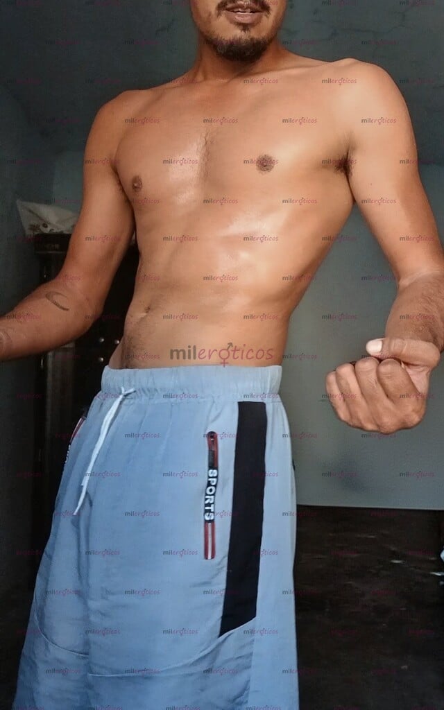 FOTOS DE VAQUERO DE LA SIERRA 1.94 M MASCULINO, DISCRETO Y AUTÉNTICO