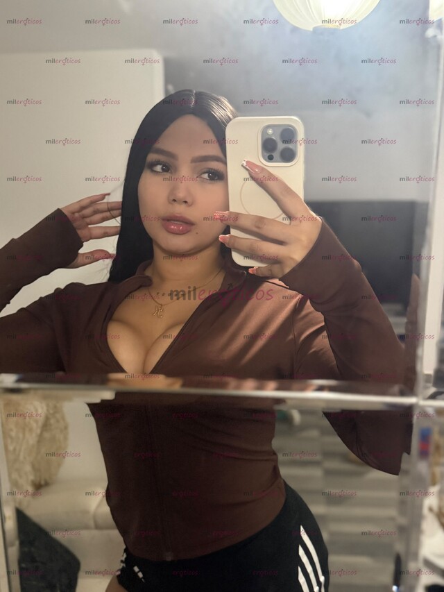 FOTOS DE HOY QUIERO HACER REBOTAR MUY DURO MIS TETAS PARA MÍ Y SACAR TU LECHE