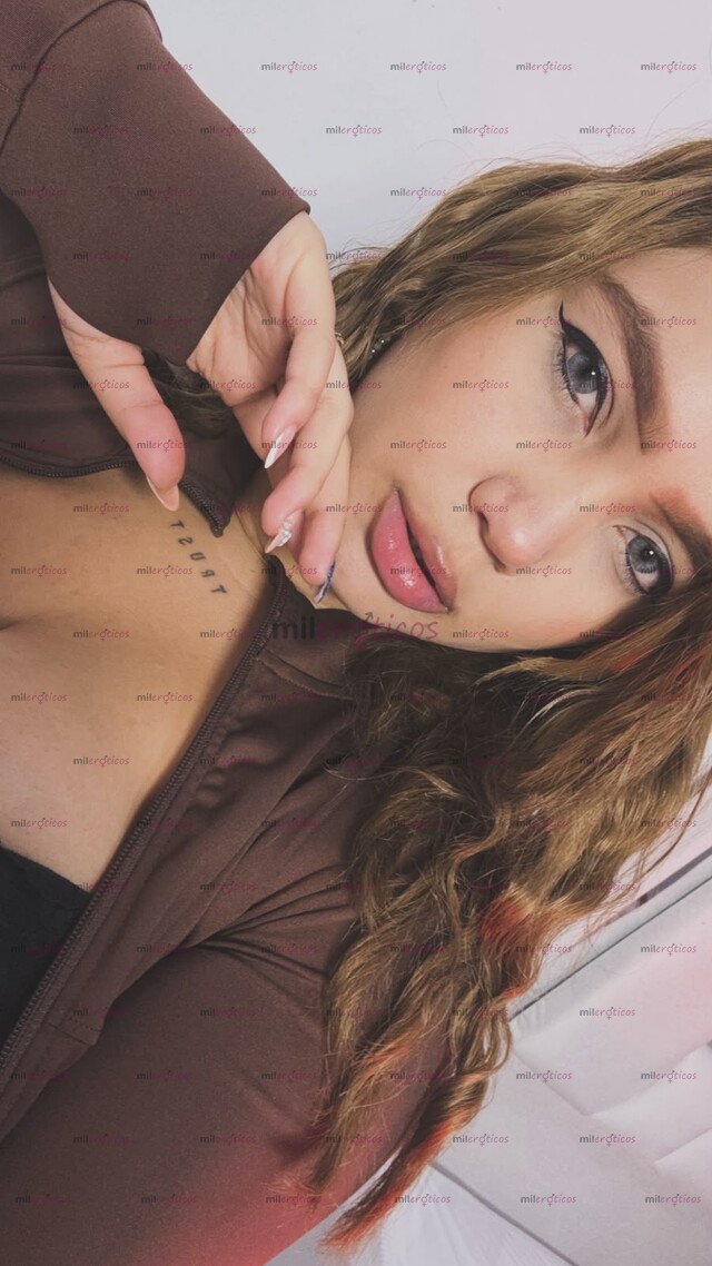 FOTOS DE HOY QUIERO HACER REBOTAR MUY DURO MIS TETAS PARA MÍ Y SACAR TU LECHE