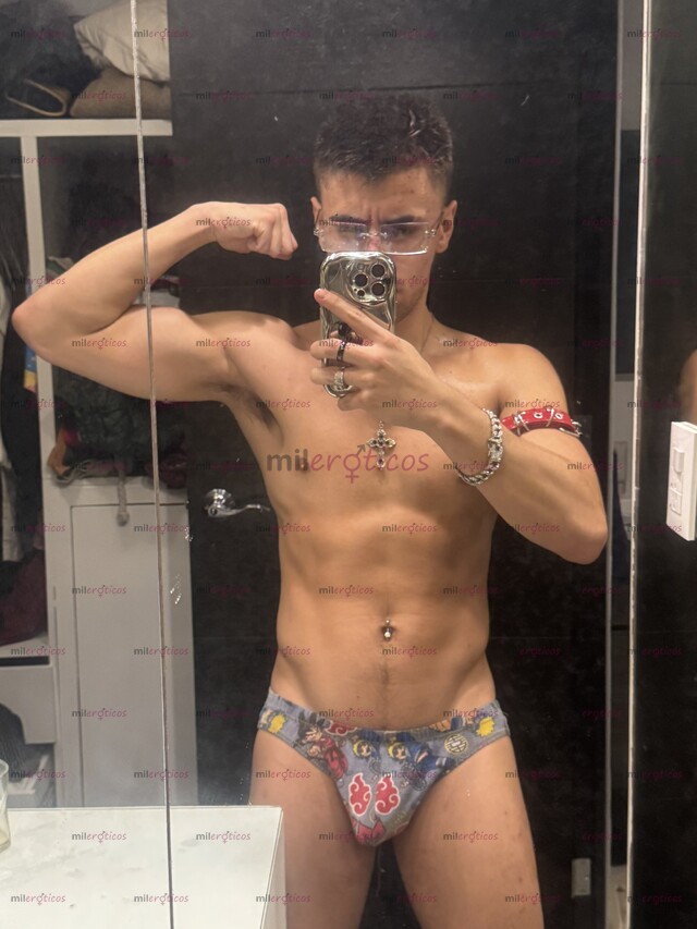 FOTOS DE MACHO JOVEN GAY LISTO PARA DOLLAR UNA BUENA PERRA $