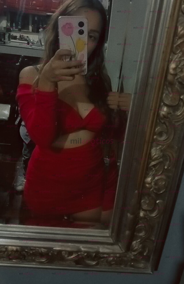 FOTOS DE CHICA NUEVA..BONITA TATUADA, BONITO CUERPO