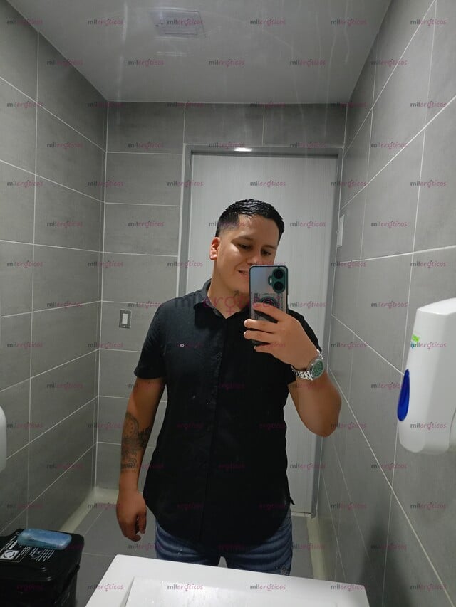 FOTOS DE BUEN MUCHACHO ARRECHO CON GANAS DE COMPLACERTE 3196336471
