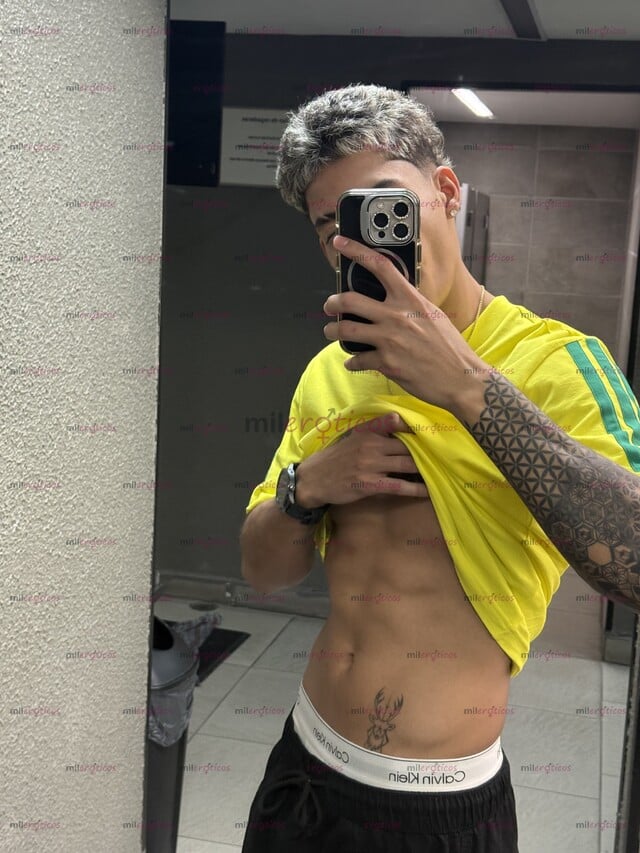 FOTOS DE HOLA, SOY DILAN POLLO VERGON 22CM, ARRECHO Y COMPLACIENTE