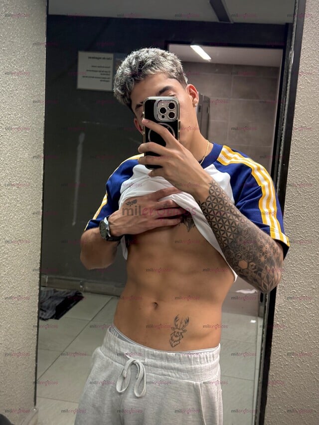 FOTOS DE HOLA, SOY DILAN POLLO VERGON 22CM, ARRECHO Y COMPLACIENTE