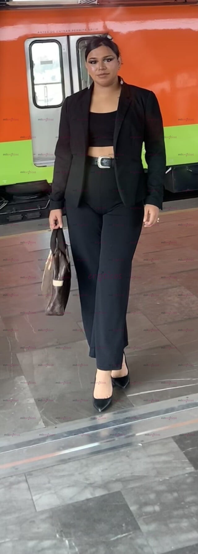 FOTOS DE HOLA SOY UNA CHICA TRANS TRILINGUE Y SOBRETODO CON MUCHA CULTURA LLAMAME CALL ME