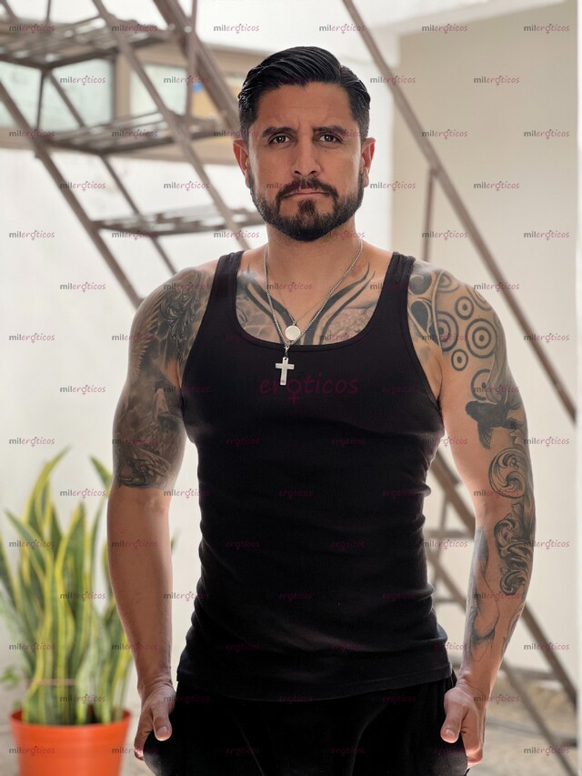 FOTOS DE WEY TATUADO Y SIGUEROLLOS SIN PROBLEMA ABIERTO A PROPUESTAS