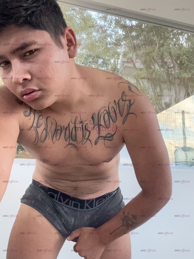 FOTOS DE VATO CALIENTE CON GANAS DE LLENARTE EL CULO DE LECHE