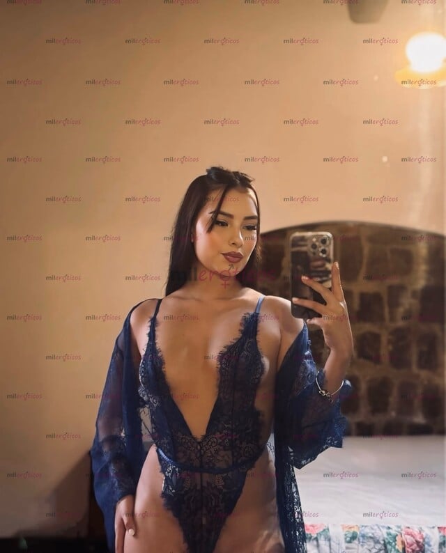 FOTOS DE EXÓTICA COLOMBIANA, MORENA DE FUEGO PIEL ARDIENTE Y PUTITA PARA TI