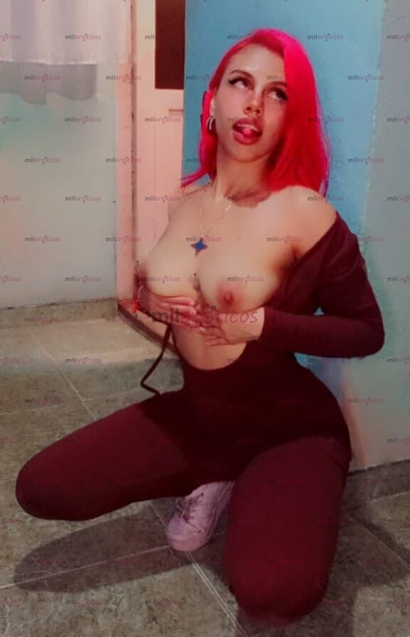 FOTOS DE VOLVIÓ TU FLAQUITA RICA Y APRETADITA CON MUCHAS GANAS DE SABOREARTE TODO.