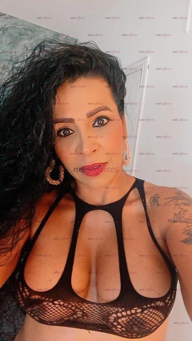 FOTOS DE TATI LA VETERANA TETONA PAISA MADURITA PARA TI