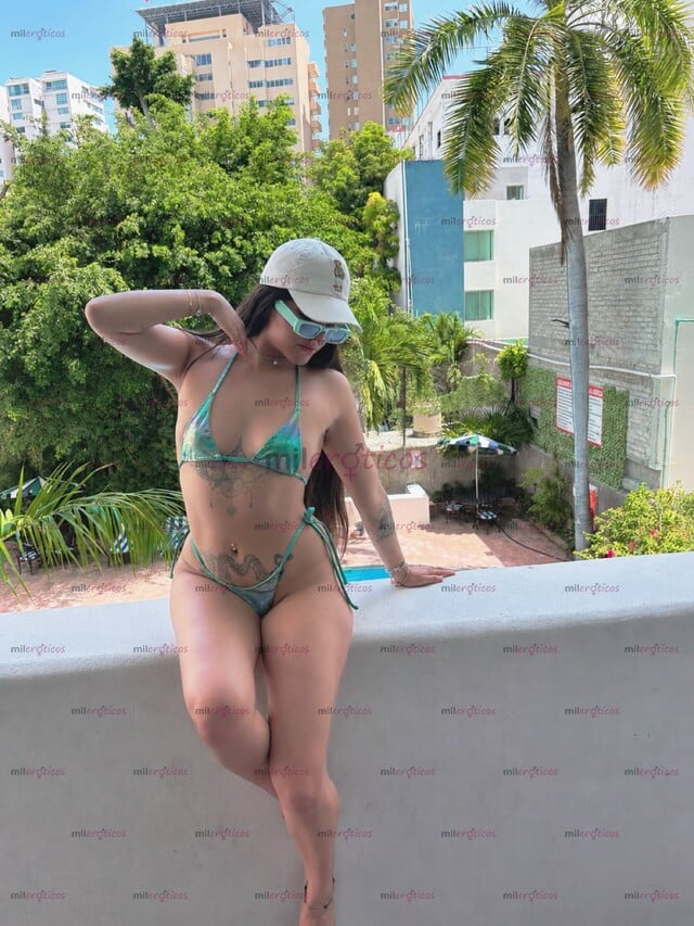 FOTOS DE HERMOSA JOVEN DE PIEL BLANCA RECIÉN LLEGADA A CANCÚN