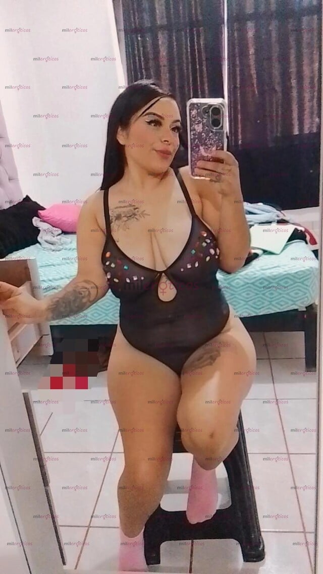FOTOS DE VANESSA UNA CHICA LINTA Y TETONA SEXY , LINDA Y MUY LIMPIA
