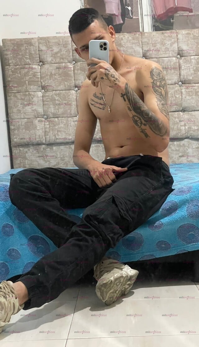 FOTOS DE DISPONIBLE EN BOGOTÁ, 22 AÑOS, HABLAME POR WHATSAPP