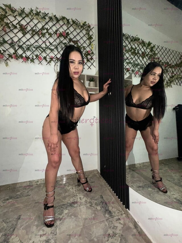 FOTOS DE NALGONA HERMOSA COMPLACIENTE SIN AFANES SEXO ORAL GARGANTA PROFUNDA