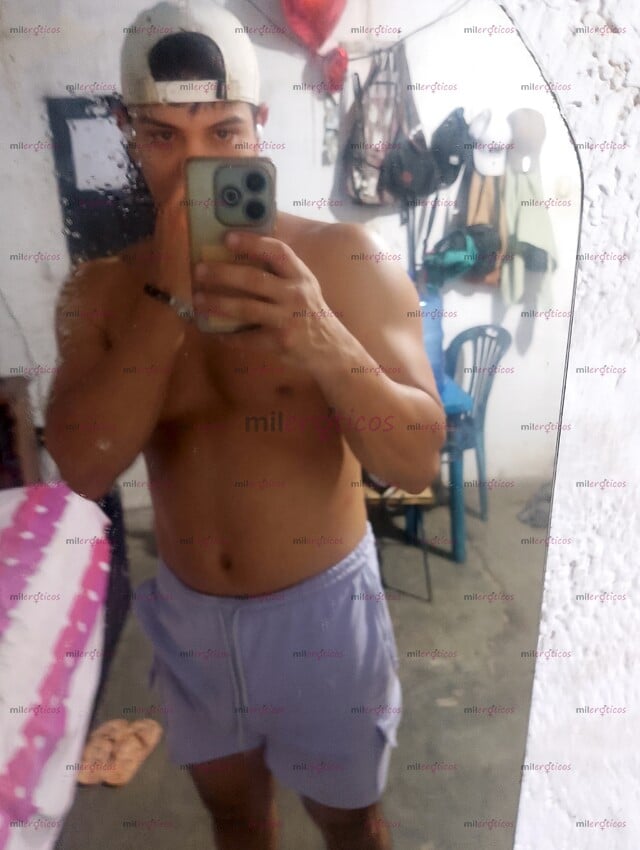FOTOS DE HOMBRE ACTIVO, COMPLACIENTE, FUERTE, CULTO Y EDUCADO.