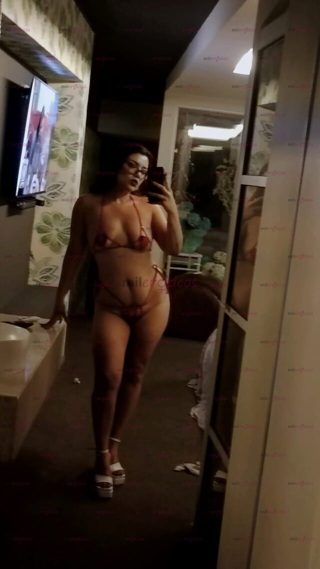 FOTOS DE ALISSON, 26 AÑOS, EDUCADA, CALIENTE Y HERMOSA. ALISSON, 26 YEARS OLD, EDUCATED,