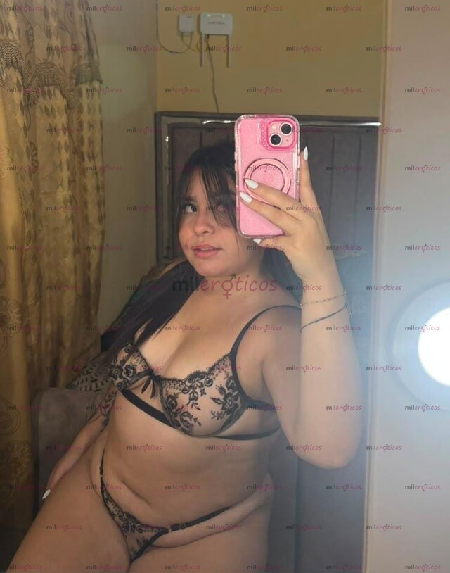 FOTOS DE ME REGALARIAS TU LECHE? DEJAME SER YO QUIEN TE DRENE COMPLETO PAPI ESTOY LISTA
