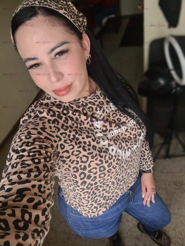 FOTOS DE BLANQUITA, BONITA,CADERONA ....LISTA PARA ARDER CONTIGO DE PASION