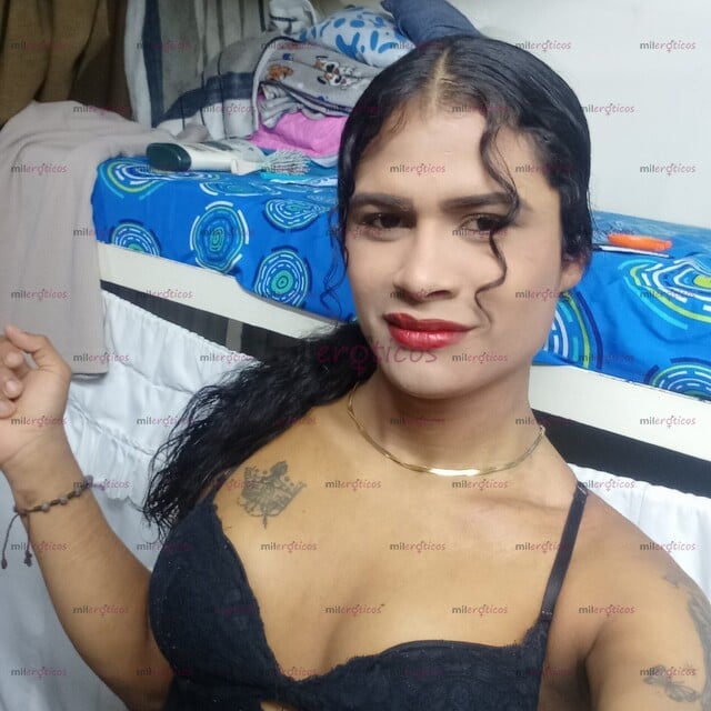 FOTOS DE HOLA MIS AMORES SOY CRISTAL TU NENA LECHERA Y VERGONA. PARA TUS FETICHE