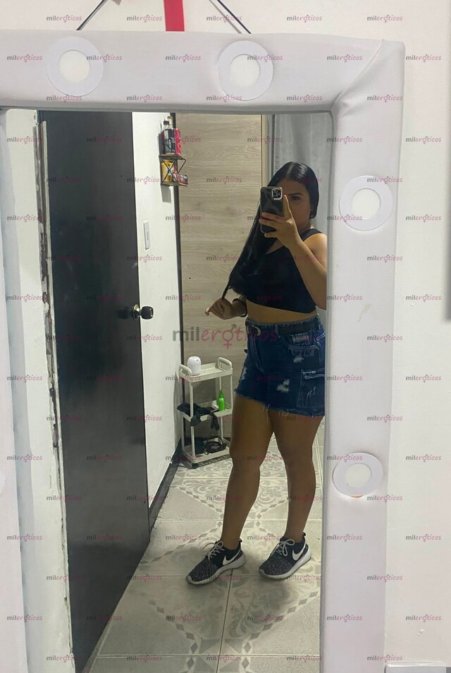 FOTOS DE ME VENGO A CHORROS DELICIOSO VEN Y TE SACO LA LECHE PAPASITO RICO ESTOY DISPONIB
