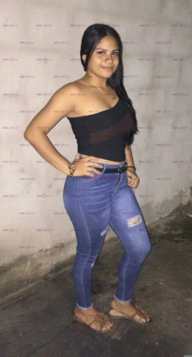 FOTOS DE ME VENGO A CHORROS DELICIOSO VEN Y TE SACO LA LECHE PAPASITO RICO ESTOY DISPONIB