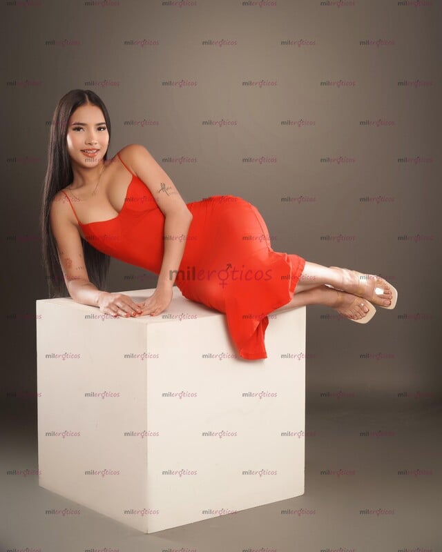 FOTOS DE PELINEGRA ELEGANTE, SONRISA HERMOSA Y TRATO ENCANTADOR