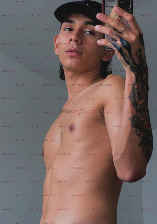 FOTOS DE POLLO ARRECHO 22 VERGON, ACTIVO Y MORBOSO