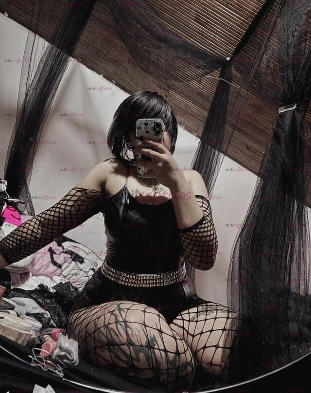 FOTOS DE EMO GIRL DISPONIBLE ADICTA AL SEXO HARDCORE