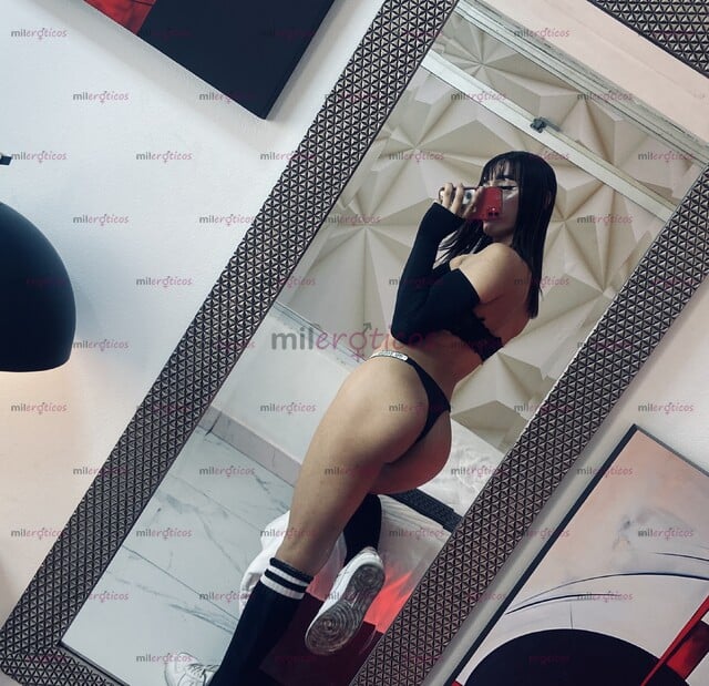 FOTOS DE CHICA TRANS FEMENINA. 21 AÑOS COMPLACIENTE Y SUMISA.