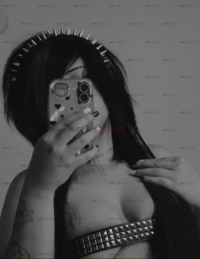FOTOS DE EMO GIRL DISPONIBLE ADICTA AL SEXO HARDCORE
