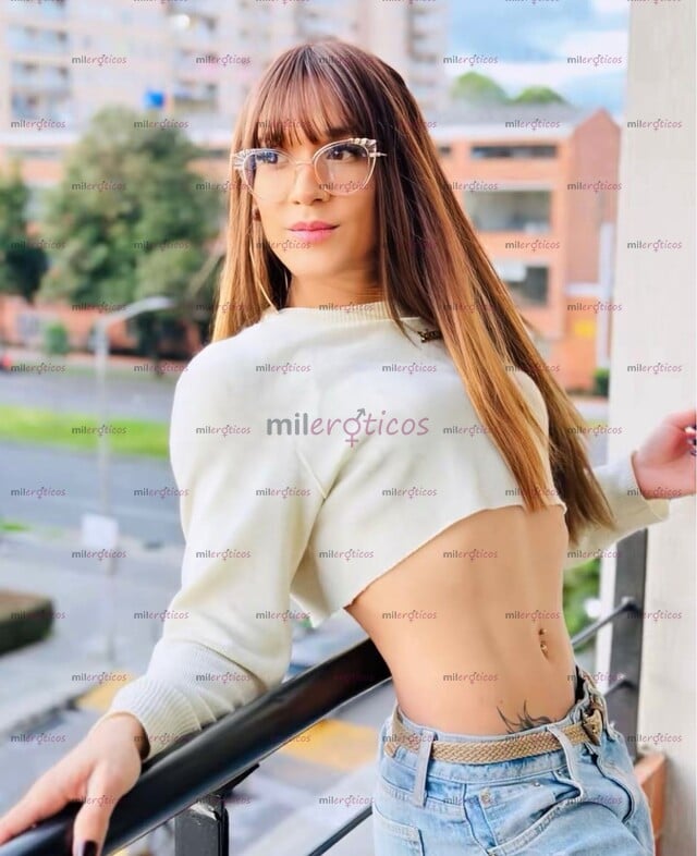 FOTOS DE MÁS QUE UNA COMPAÑÍA, UNA EXPERIENCIA EXCLUSIVIDAD, FEMINIDAD Y DISTINCIÓN.