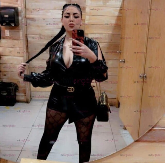 FOTOS DE MOLLY CHICA CANDENTE CHICHONA NALGONA DELIII TODO