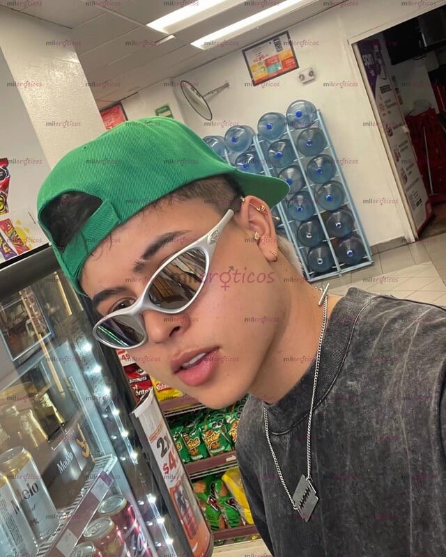 FOTOS DE POLLO FULL CALIENTE Y ATENTO, COMPLACIENTE Y MASCULINO