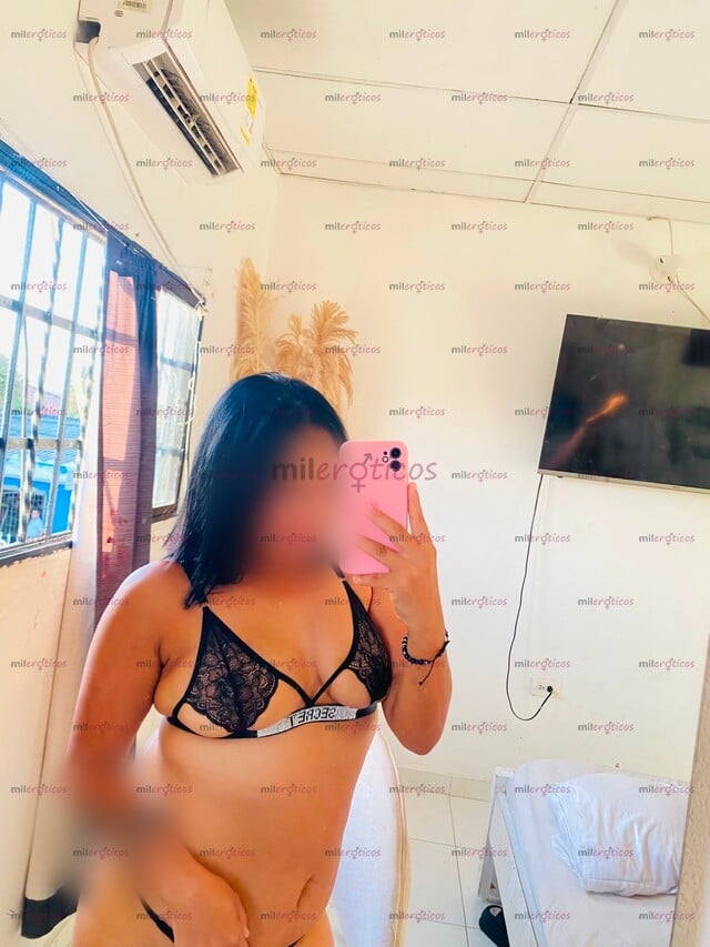 FOTOS DE JESSY MORENA CALIENTE, SEXY LLENA DE PASIÓN DISFRUTA DEL MEJOR SEXO