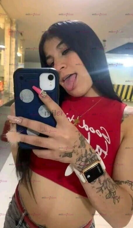FOTOS DE HOLA MUCHO GUSTO SOY PAMELA UNA RICA BLANQUITA TATUADA PELINEGRA