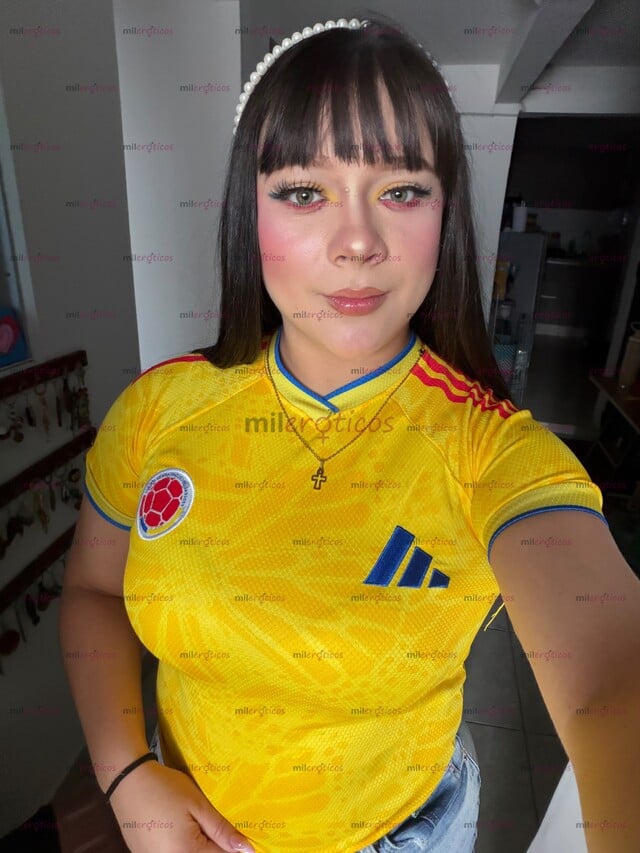 FOTOS DE VIOLET JOVEN DE 22 DULCE ÚLTIMOS DIAS EN TU