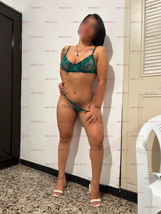 FOTOS DE COSTEÑA ARDIENTE SEXY Y COMPLACIENTE AL 100