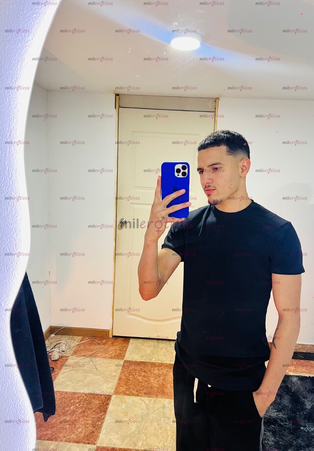 FOTOS DE DAVID POLLO ATLÉTICO VERGON MASAJES DELUXE APTO PRIVADO